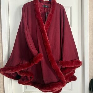 MARIGOLD KISS LUXURIOUS STUNNING OVERSIZED RED BURGUNDY FAUX FUR CAPE
